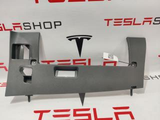 Накладка ниши для ног Rivian R1T 1 поколение 2022, PT00000821H, PT00000826, PT00000821