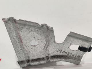 Кронштейн крепления обшивки двери Rivian R1T 1 поколение 2022, PT00218145