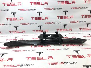 Поперечная балка усиления стаканов Rivian R1T 1 поколение 2022, PT00015932, PT015931