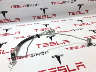 трубка кондиционера Rivian R1T 1 поколение 2022, PT00001689-F