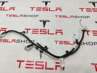 плюсовой провод аккумулятора Rivian R1T 1 поколение 2022, 35560549, PT00049997-D