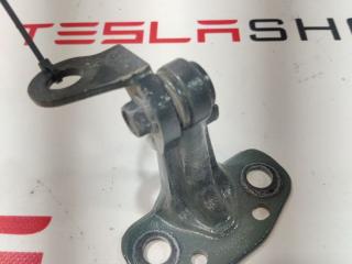 петля двери Rivian R1T 1 поколение 2022, PT00002398