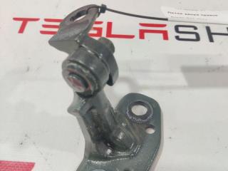 петля двери Rivian R1T 1 поколение 2022, PT00002401