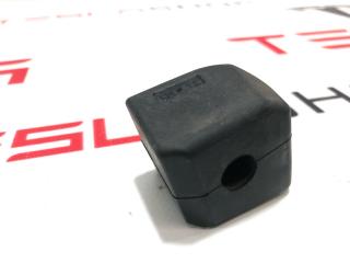 Демпфер крышки багажника Rivian R1T 1 поколение 2022, PT00002963