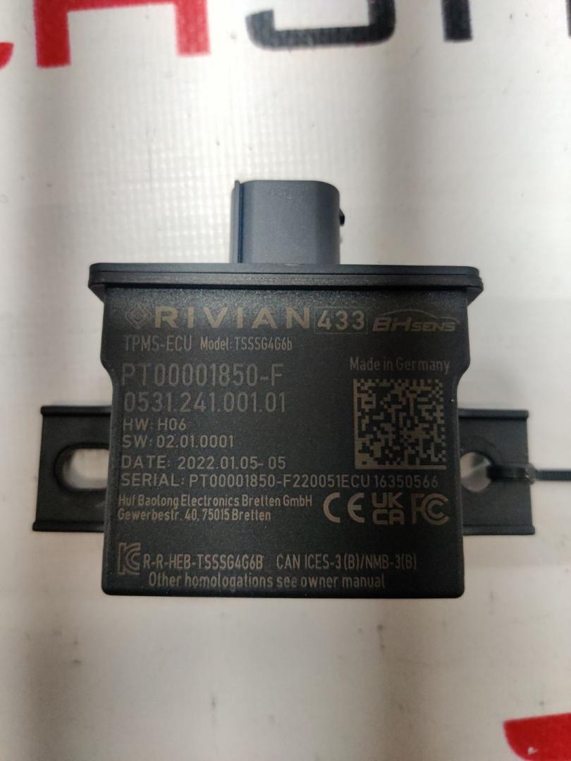 блок контроля давления в шинах Rivian R1T 1 поколение 2022, PT00001850-F - фото №1