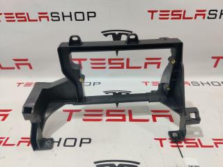 кронштейн (крепление) Rivian R1T 1 поколение 2022, PT00092715A.1