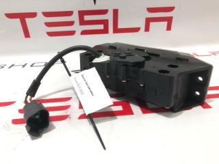 замок багажника Rivian R1T 1 поколение 2022, PT00000351-H, PT00041067