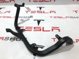 воздуховод печки Rivian R1T 1 поколение 2022, PT00062894-B