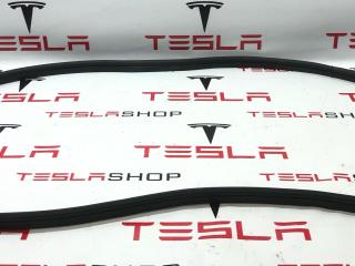 Уплотнитель бокса подкапотного резиновый Rivian R1T 1 поколение 2022, PT00002344-F, PT00013136-H, PT00000292G