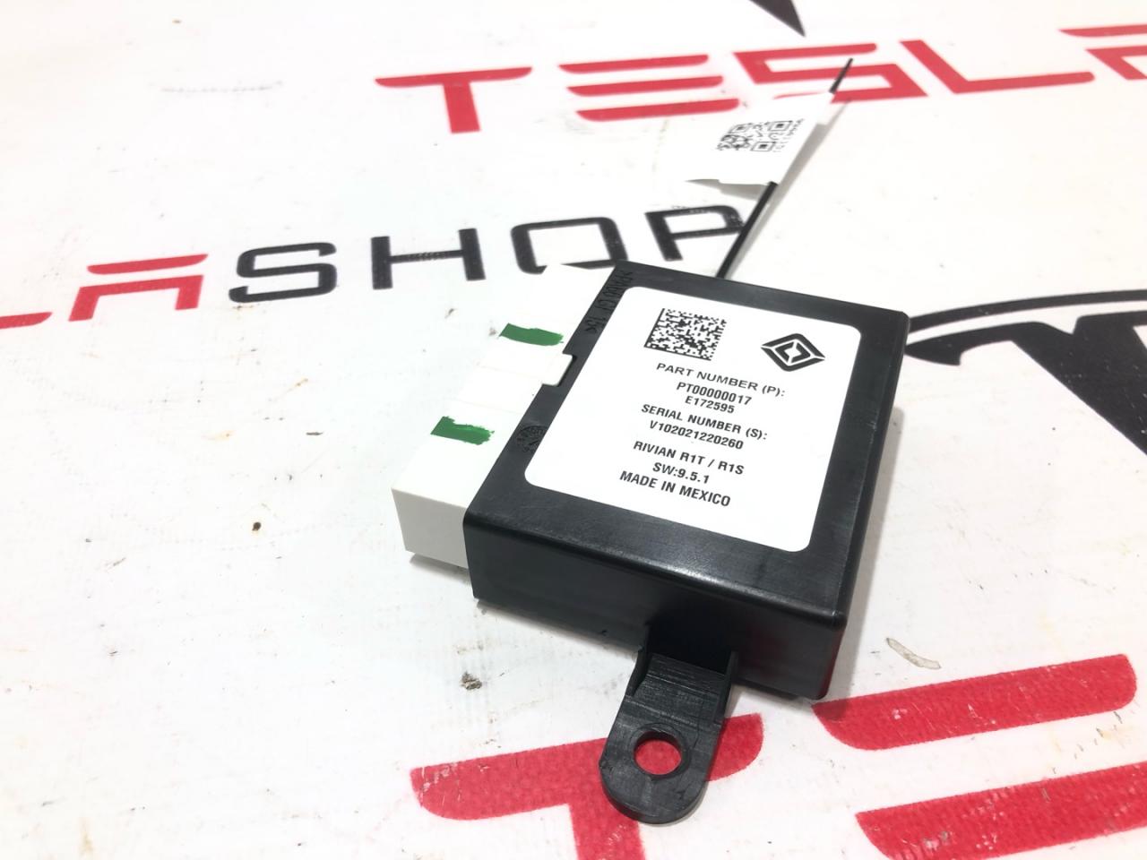 блок управления (другие) Rivian R1T 1 поколение 2022, PT00000017 - фото №1