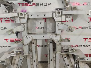 балка подвески передняя (подрамник) Rivian R1T 1 поколение 2022, PT00001865-P