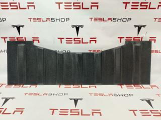 Накладка багажника внутренняя (пластик) Rivian R1T 1 поколение 2022, PT00002004, PT00000354, PT00002246, PT00002532