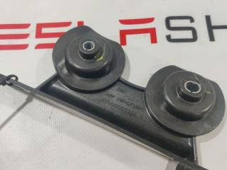 пластик Rivian R1T 1 поколение 2022, PT00055529