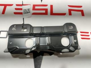 Кронштейн крепления потолка и панорамного стекла Rivian R1T 1 поколение 2022, PT00017957-H-001, 35523419, 62994C