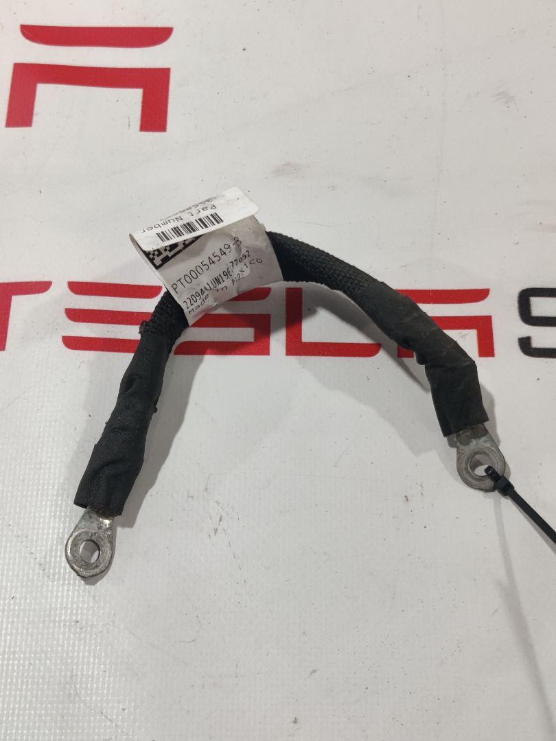 минусовой провод аккумулятора Rivian R1T 1 поколение 2022, 35589964, PT00054549-B - фото №1