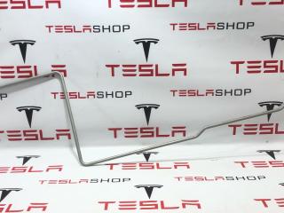 патрубок (трубопровод, шланг) Rivian R1T 1 поколение 2022, C500002782F