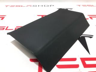 Накладка багажного проема внутренняя Rivian R1T 1 поколение 2022, PT00012128-F, PT00012126-D