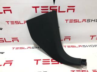 Накладка стойки А Rivian R1T 1 поколение 2022, PT00001353