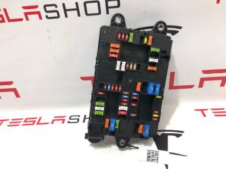 блок предохранителей Rivian R1T 1 поколение 2022, PT00031575, C100031577
