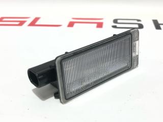 Фонарь подсветки салона Rivian R1T 1 поколение 2022, PT00062910