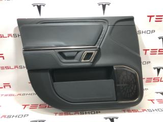 обшивка двери передняя левая Rivian R1T 1 поколение 2022, PT00001094, PT00001483