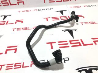 Патрубок системы охлаждения (RIVIAN R1T) Rivian R1T 1 поколение 2022, PT00061706