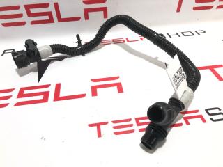 Патрубок системы охлаждения (RIVIAN R1T) Rivian R1T 1 поколение 2022, PT00061706