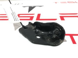 Кронштейн амортизатора капота (шаровый) Rivian R1T 1 поколение 2022, PT00002386-F, 15575D.1