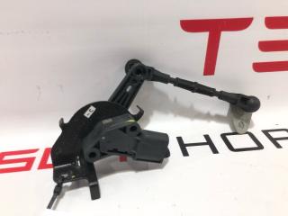 Датчик уровня пневмоподвески Rivian R1T 1 поколение 2022, PT00058866, PT00039807