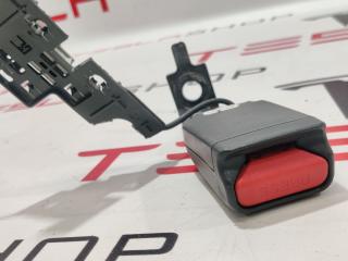 замок ремня безопасности Tesla Model 3 1 поколение 2019, электро, 1085939-01-E