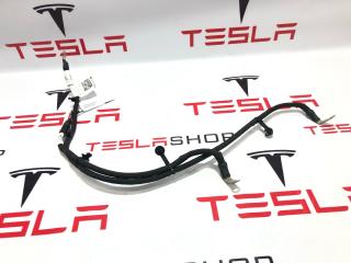 плюсовой провод аккумулятора Rivian R1T 1 поколение 2022, 35560549, PT00049997-D