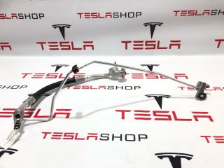 трубка кондиционера Rivian R1T 1 поколение 2022, PT00001689-F