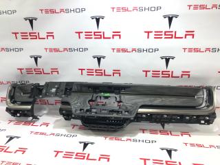 панель передняя салона (торпедо) Rivian R1T 1 поколение 2022, PT00061133-E-001