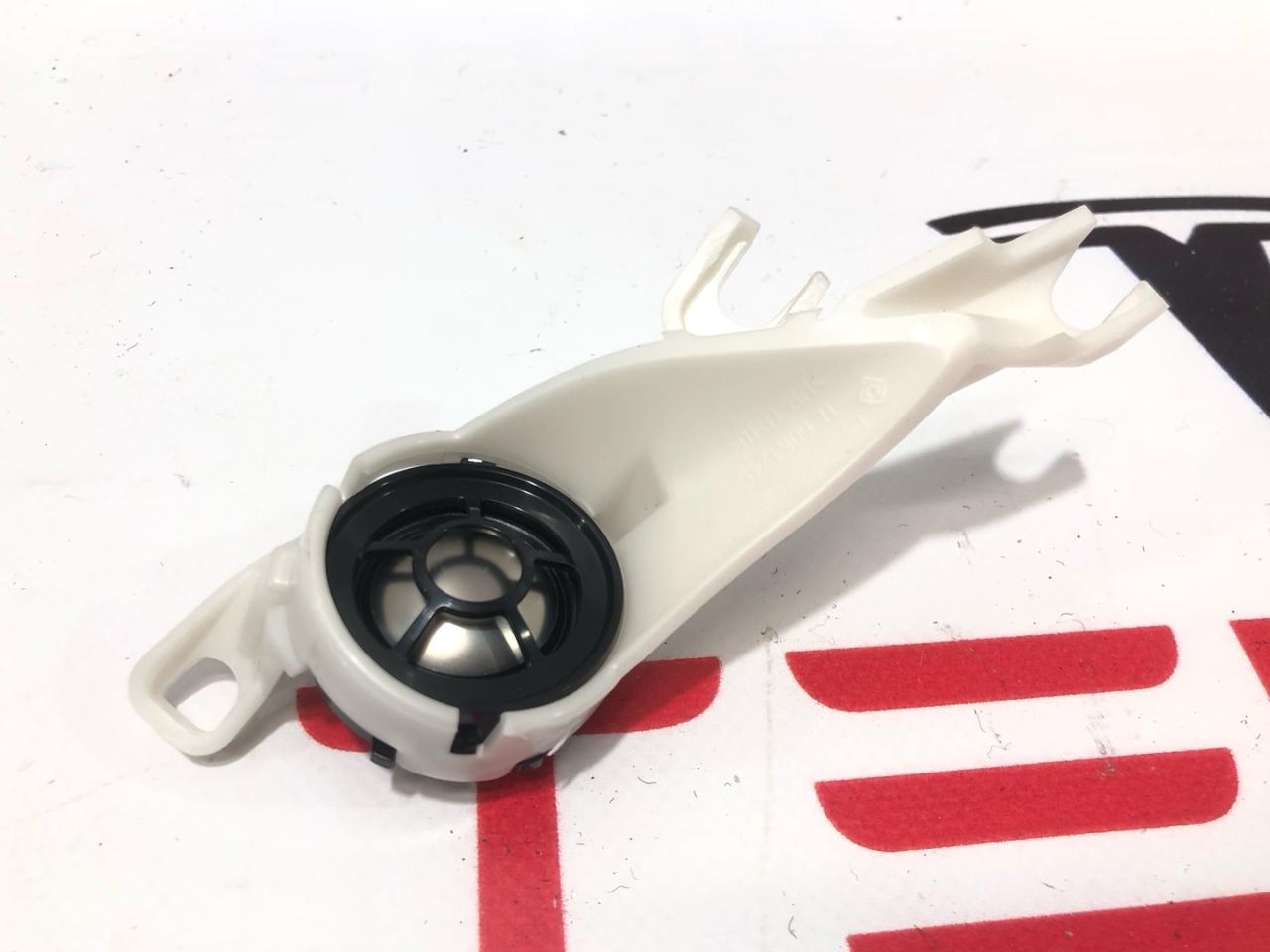 динамик высокочастотный (пищалка) Rivian R1T 1 поколение 2022, PTY011362, PT00016444-B - фото №1