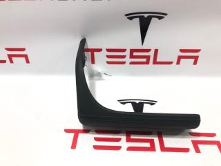 накладка на торпедо (консоль) Rivian R1T 1 поколение 2022, PT00061133-E-001, PT00000792