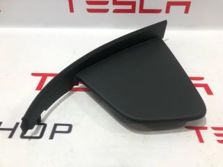 Накладка боковая торпеды Rivian R1T 1 поколение 2022, PT00000816, PT00000769