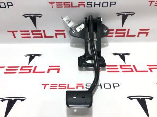 педаль тормоза Rivian R1T 1 поколение 2022, 000064, 762.135.155.601, PT00041025