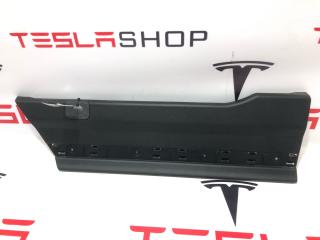 накладка двери внутренняя задняя левая Rivian R1T 1 поколение 2022, PT00016005-F, PT00015995F