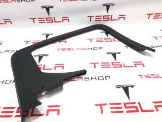 накладка двери внутренняя задняя левая Rivian R1T 1 поколение 2022, PT00001260-F