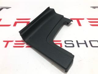 Накладка багажника внутренняя (пластик) Rivian R1T 1 поколение 2022, PT00030677, PT00032837