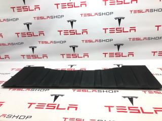 Накладка багажника внутренняя (пластик) Rivian R1T 1 поколение 2022, PT00002004, PT00000354, PT00002246, PT00002532