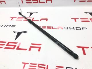 амортизатор крышки багажника (3-5 двери) Rivian R1T 1 поколение 2022, PT00002385-D, PT00002246