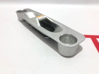 Петля (фиксатор) багажа Rivian R1T 1 поколение 2022, PT00038369-B