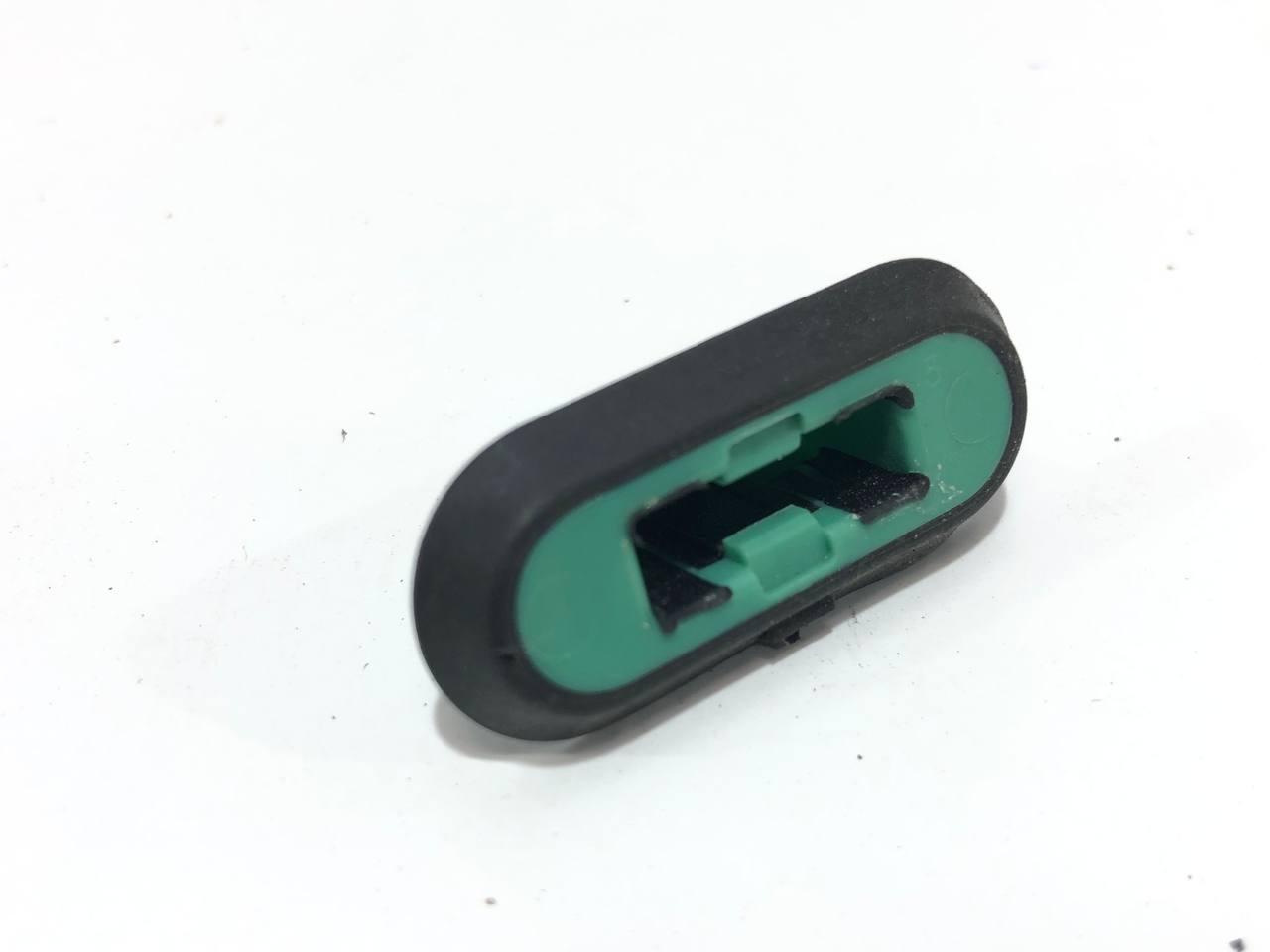 клипса Rivian R1T 1 поколение 2022, PT00030675, PT00030678, PT00000357 - фото №1