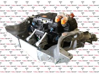 балка подвески задняя Rivian R1T 1 поколение 2022, PT00147878-B