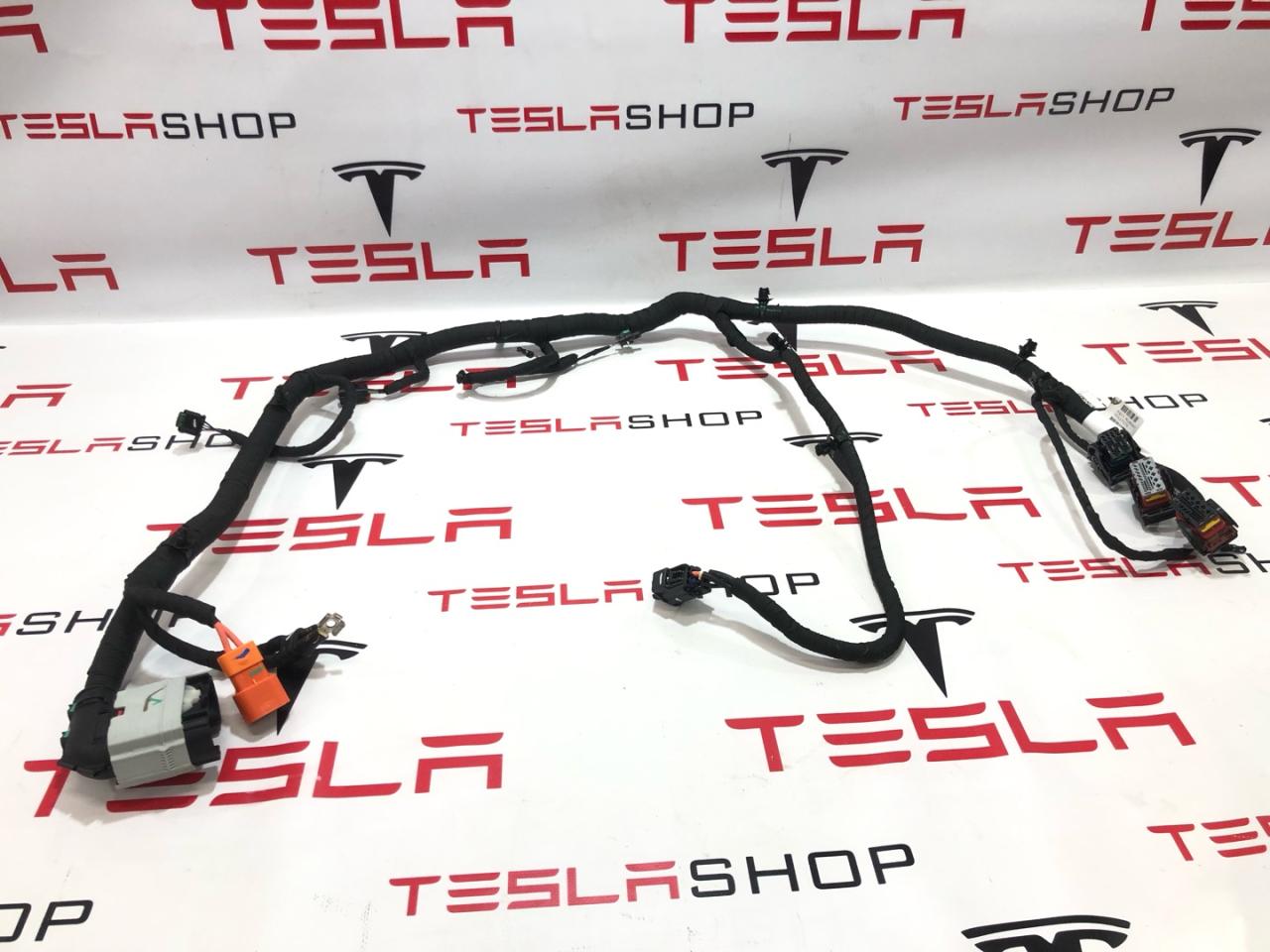 проводка Rivian R1T 1 поколение 2022, PT00003226-H - фото №1