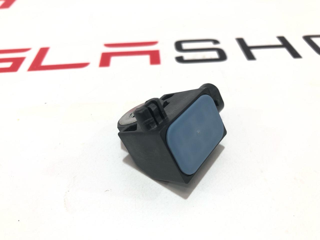 датчик удара Rivian R1T 1 поколение 2022, PT00001456 - фото №1