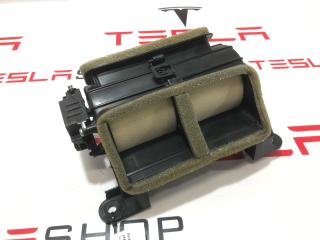 Воздуховод заднего ряда Rivian R1T 1 поколение 2022, PT00011944-D, PT00001839