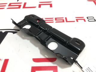 Кронштейн крепления потолка и панорамного стекла Rivian R1T 1 поколение 2022, PT00017957-H-001, 35523419, 62996C