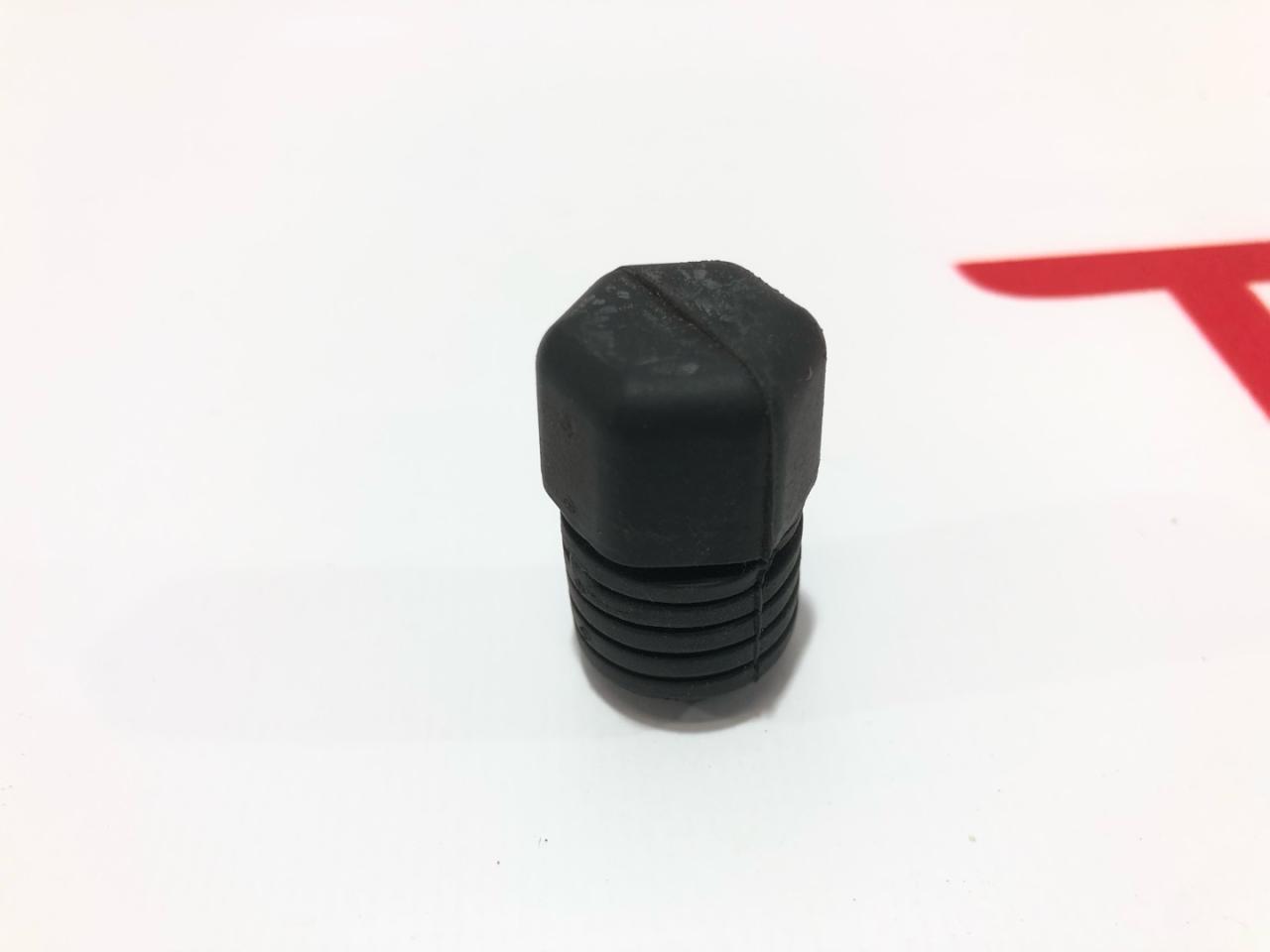 Демпфер капота Rivian R1T 1 поколение 2022 - фото №1